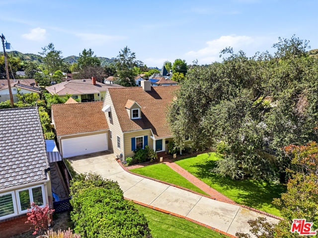 1816 Rosita Drive, Glendale CA: https://media.crmls.org/mediaz/a487f225-51bf-4e8a-8752-86b01b0a9f3e.jpg