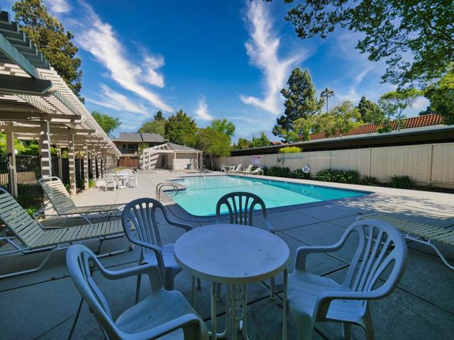 471 Northlake Drive, San Jose CA: https://media.crmls.org/mediaz/a487f5d6-6e24-4770-9cdd-b7b01cc88c49.jpg