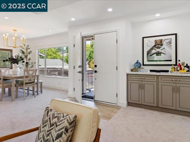 2175 Cactus Ct, Walnut Creek CA: https://media.crmls.org/mediaz/a488af33-73f9-412e-8f02-f23d004502d3.jpg