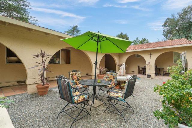 8103 Crestview Court, Gilroy CA: https://media.crmls.org/mediaz/a489e57b-8041-488d-9c6c-8ba6e3e56b70.jpg
