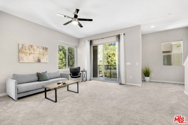 746 Farrier Way, Upland CA: https://media.crmls.org/mediaz/a48af85b-ea62-42b0-9bcd-085a52b75550.jpg