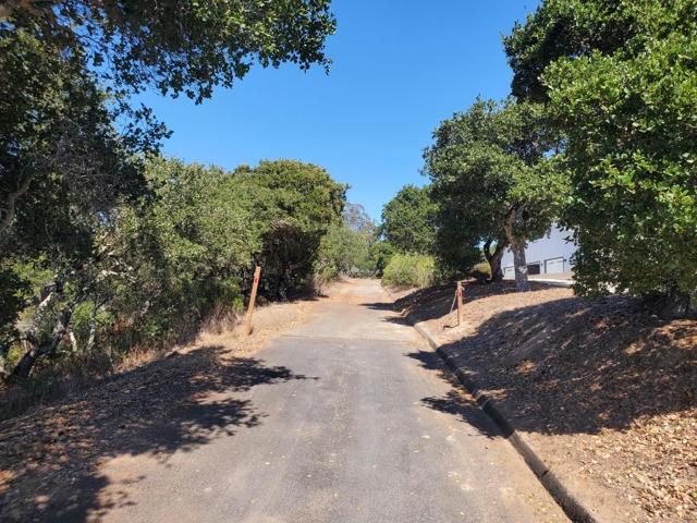19705 Moonglow Road, Salinas CA: https://media.crmls.org/mediaz/a48b6479-448c-4705-b85e-9bc9d92f8b93.jpg