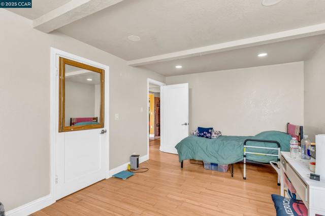 612 Thomas Dr, Richmond CA: https://media.crmls.org/mediaz/a48b8b0e-ab61-4a0f-92cd-b832fc97f61b.jpg