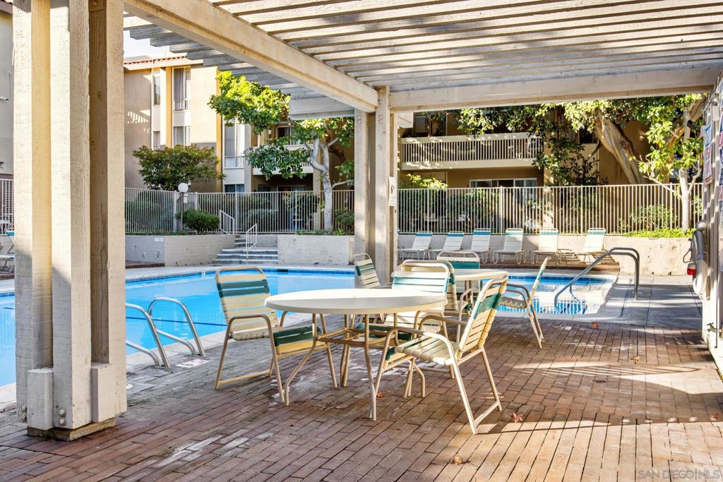 1855 Diamond St - photo 20