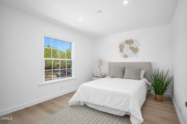 Detail Gallery Image 36 of 46 For 242 Redfield Ave Ave, Thousand Oaks,  CA 91320 - 4 Beds | 2/1 Baths