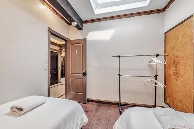 101 S 13th Street, San Jose CA: https://media.crmls.org/mediaz/a48d1d0d-179f-462a-8bb3-8832ad846a1a.jpg