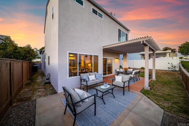 4507 Carnaby Court, Carlsbad CA: https://media.crmls.org/mediaz/a48d7252-2744-4017-89f5-09671791a8ce.jpg