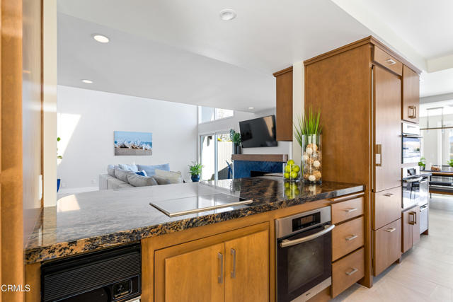 Detail Gallery Image 28 of 59 For 3810 W Hemlock St, Oxnard,  CA 93035 - 4 Beds | 4 Baths