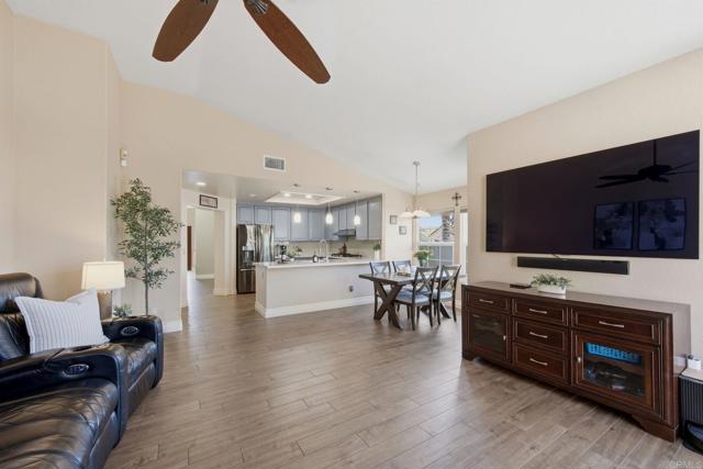 Detail Gallery Image 14 of 36 For 1201 Halley Ct, Chula Vista,  CA 91911 - 3 Beds | 2 Baths