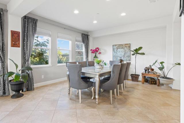 1145 Oak Brook Way, Gilroy CA: https://media.crmls.org/mediaz/a48e984c-ac1c-4a01-a5a3-c1971f0e5d89.jpg