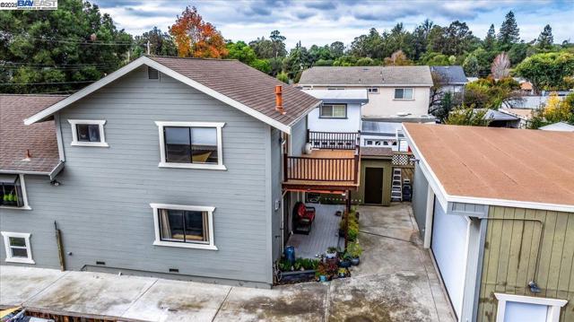 1672 Crescent Avenue, Castro Valley CA: https://media.crmls.org/mediaz/a48f4276-e580-41ad-a5f6-ccfd7a08523b.jpg