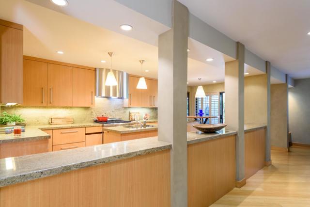 1265 Trinity Drive, Menlo Park CA: https://media.crmls.org/mediaz/a48f5c80-1b90-4248-b465-690624a91192.jpg