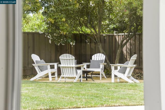 3715 Liscome Way, Concord CA: https://media.crmls.org/mediaz/a48f9c52-e622-4514-b863-057b0392305e.jpg