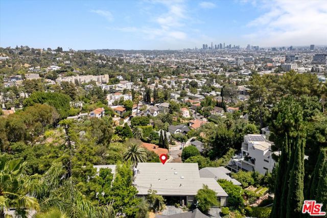 6190 Temple Hill Drive, Los Angeles CA: https://media.crmls.org/mediaz/a48fc6dc-258d-444f-a891-46b8193d0763.jpg