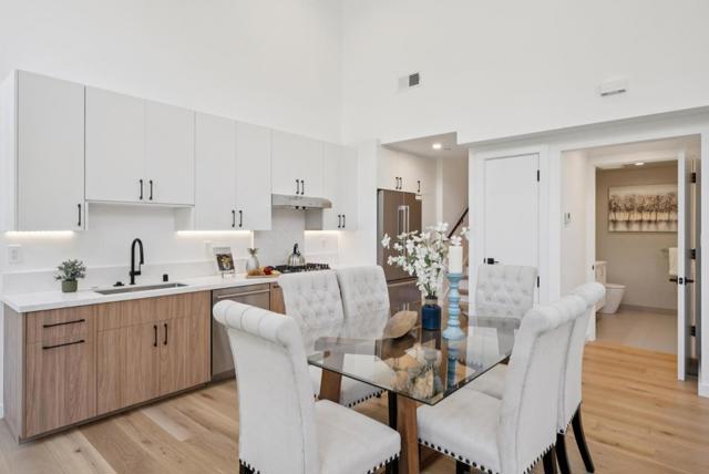 1433 Floribunda Avenue, Burlingame CA: https://media.crmls.org/mediaz/a49024eb-0b74-4a17-8369-1f5ab0f1e129.jpg