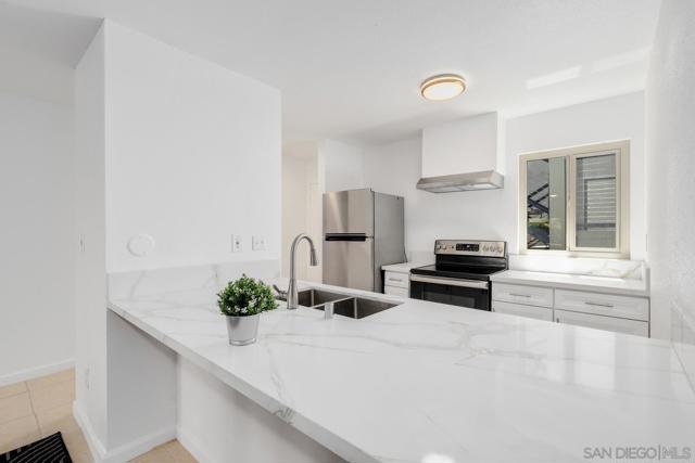 4185 Mount Alifan Pl, San Diego CA: https://media.crmls.org/mediaz/a4902c65-7891-4fc2-9d83-086344aad95f.jpg