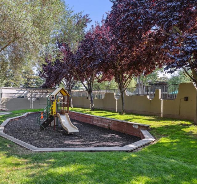 847 N Humboldt Street, San Mateo CA: https://media.crmls.org/mediaz/a49048e4-21f6-4c8c-8f89-5fdd5efe3516.jpg
