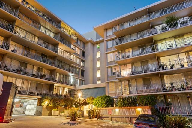 300 Davey Glen Road, Belmont CA: https://media.crmls.org/mediaz/a4905bbb-d715-496c-ab99-74aaab65a48f.jpg