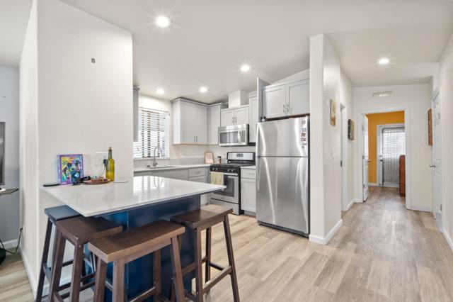 3320 Del Monte Boulevard, Marina CA: https://media.crmls.org/mediaz/a490f78d-2f00-4ce7-a4a4-26bbc4790cf1.jpg