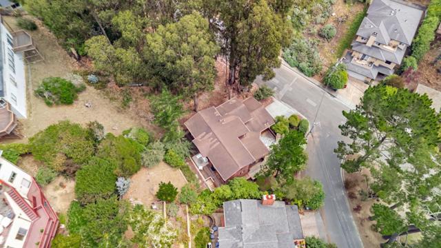 555 Avenue Portola, El Granada CA: https://media.crmls.org/mediaz/a4918055-4541-4c79-ba63-ece3b92f9abe.jpg