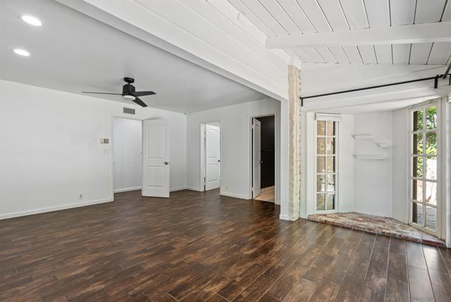 4201 Avenida Gregory, Spring Valley CA: https://media.crmls.org/mediaz/a49183f7-8dc4-4f65-9c06-dbe7caf4aecb.jpg