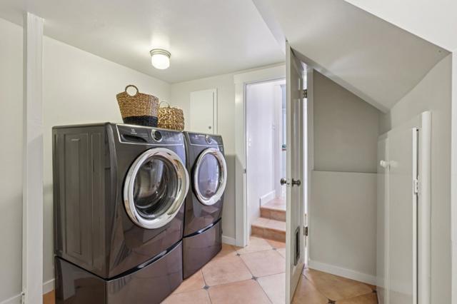 2404 Hillside Drive, Burlingame CA: https://media.crmls.org/mediaz/a491a861-a62b-4bae-bd7f-b64fb64f9b35.jpg