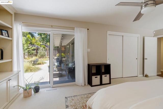 2041 Hidden Valley Dr, Santa Rosa CA: https://media.crmls.org/mediaz/a491dc64-438c-4268-b2db-8fb5114f2118.jpg
