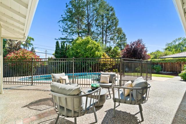 247 Marchmont Drive, Los Gatos CA: https://media.crmls.org/mediaz/a492364f-8761-490c-8567-534b56281bd5.jpg