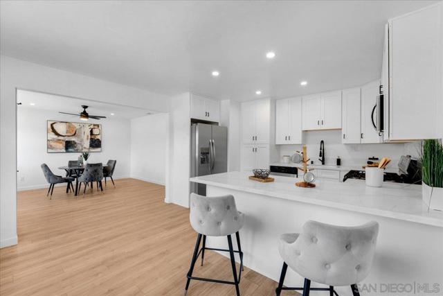 3905 3909 Cottonwood St, San Diego CA: https://media.crmls.org/mediaz/a4930ba4-25cb-4b38-bf13-5e85307b62cb.jpg