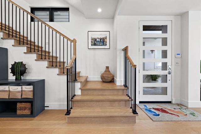 Detail Gallery Image 24 of 72 For 119 41st St, Newport Beach,  CA 92663 - 3 Beds | 5 Baths