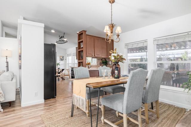 165 Anita Avenue, Aptos CA: https://media.crmls.org/mediaz/a4938d6b-90ea-47af-977e-a82625affc0d.jpg