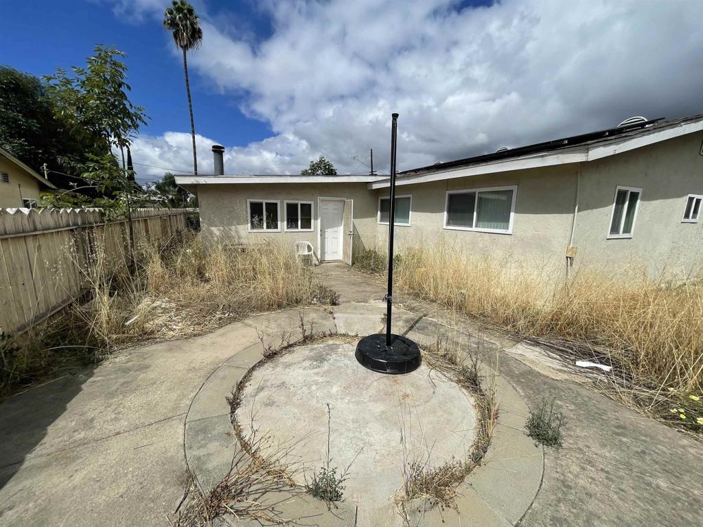 2039 Washington - photo 10