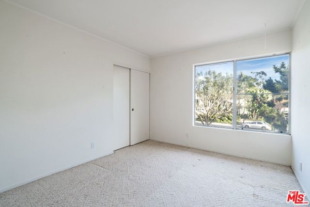 343 Santa Helena, Solana Beach CA: https://media.crmls.org/mediaz/a49426c6-9dd5-4cb5-b914-b068533b0265.jpg