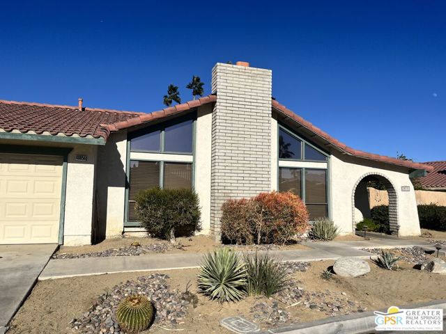 Image 2 of 27 For 40056 Silktree Court