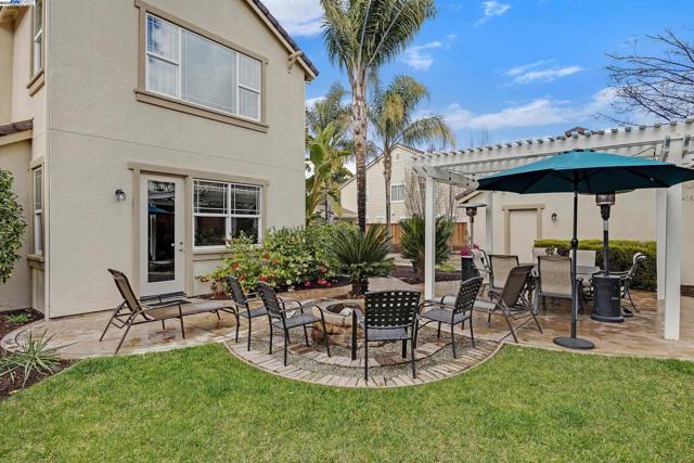 2130 Staghorn Way, Livermore CA: https://media.crmls.org/mediaz/a4967189-d8ff-463f-9959-8b2d4397a905.jpg