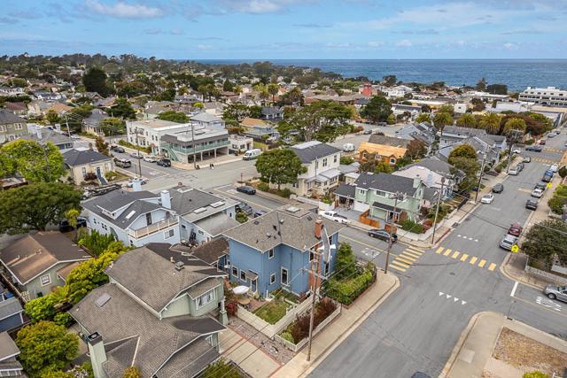 543 Spruce Avenue, Pacific Grove CA: https://media.crmls.org/mediaz/a49685aa-ecd7-4d7d-a0e3-e8ef0e08a837.jpg