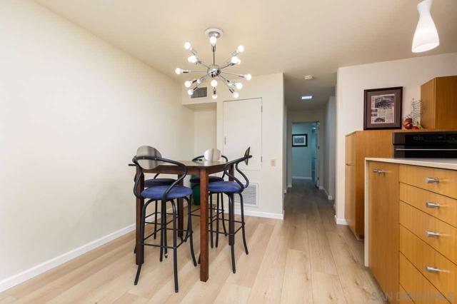 3200 6Th Ave, San Diego, California 92103, 2 Bedrooms Bedrooms, ,2 BathroomsBathrooms,Condominium,For Sale,6Th Ave,240019798SD