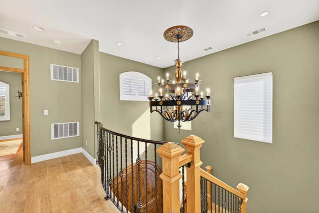 1043 Locust Street, San Jose CA: https://media.crmls.org/mediaz/a497daad-7fbb-4bba-8b62-42224a82ef14.jpg