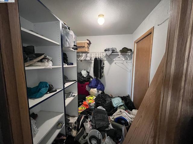 1809 Peninsula Dr