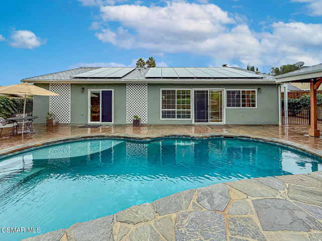 751 Muirfield Avenue, Simi Valley CA: https://media.crmls.org/mediaz/a49848df-9cd7-4435-9455-dc1268707980.jpg