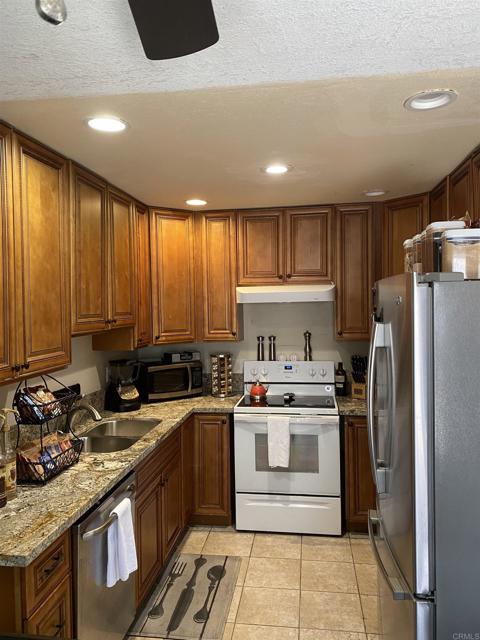 Image 3 of 8 For 8125 Paradise Valley Court