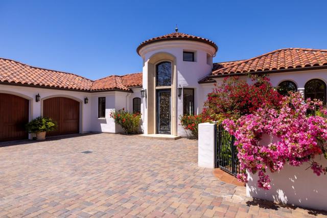 5 Fairway Court, Seaside CA: https://media.crmls.org/mediaz/a49940ed-4deb-4615-9b2e-311df3a11dc5.jpg