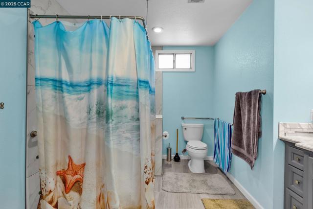 2113 Dalis Drive, Concord CA: https://media.crmls.org/mediaz/a4995ef6-63ba-48de-8bbd-c200f7eac84e.jpg