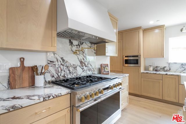 Image 13 of 56 For 4525 Greenbush Avenue