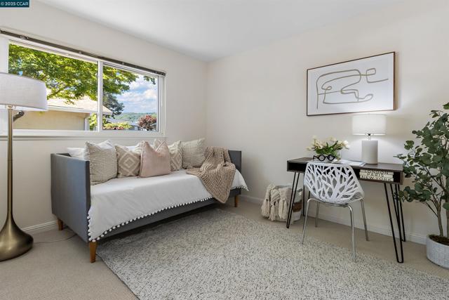 59 Shuey Dr, Moraga CA: https://media.crmls.org/mediaz/a49ac301-d911-4bcd-bb5f-73a9e2fd3b30.jpg