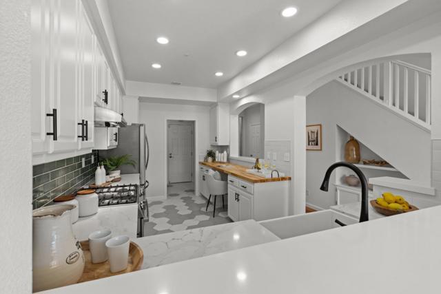 22659 Canyon Terrace Drive, Castro Valley CA: https://media.crmls.org/mediaz/a49bc866-eb27-4fcb-92fc-aa068f00a7f8.jpg