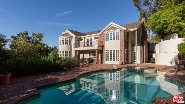 3150 El Tovar Drive photo 4