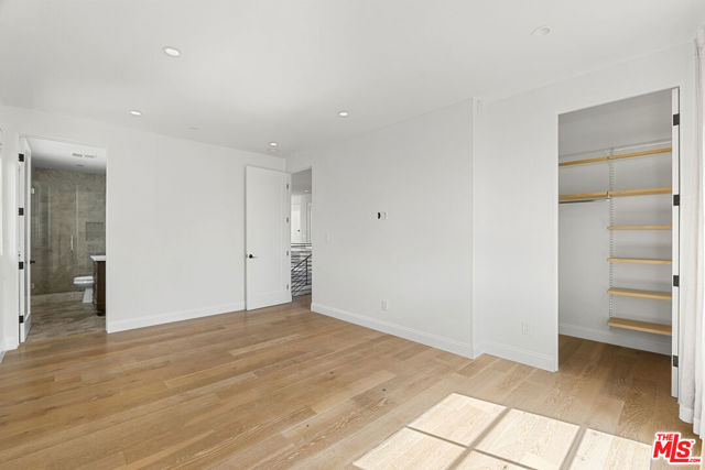 530 N Alta Vista Boulevard, Los Angeles CA: https://media.crmls.org/mediaz/a49c79f0-e779-4028-b317-eb697f1e504c.jpg