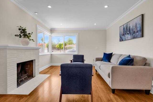 13612 Emilie Drive, San Jose CA: https://media.crmls.org/mediaz/a49f70a6-2b57-41c6-b437-7be5fe1730bf.jpg