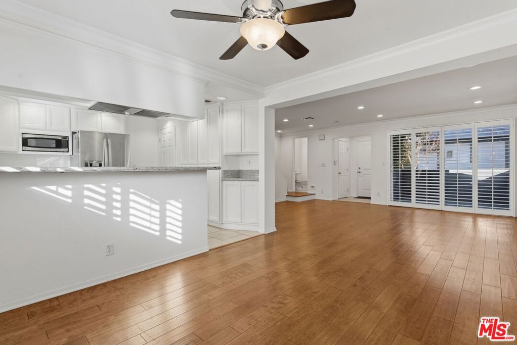 18550 Hatteras Street #45